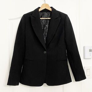 DYNAMITE | Black single button blazer
